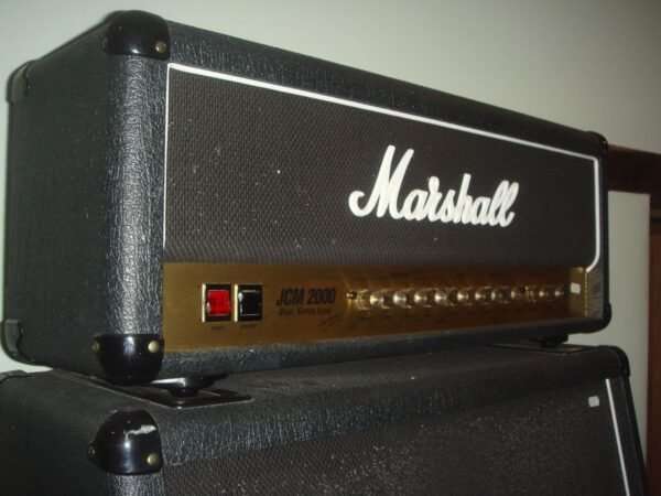  MARSHALL JCM 2000 DSL Amplifier - Image 3